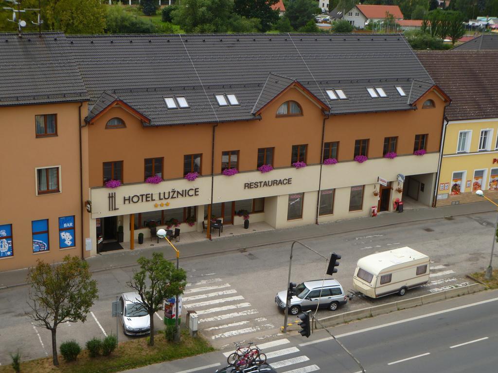 Hotel Luznice Planá nad Lužnicí Extérieur photo